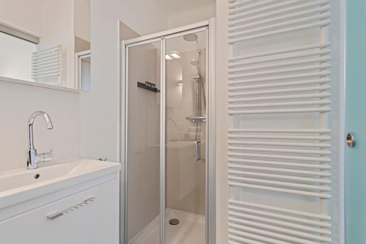 Huswell - Panoramic Seaview Apartment In 'T Zoute Кнокке-Хейст Экстерьер фото